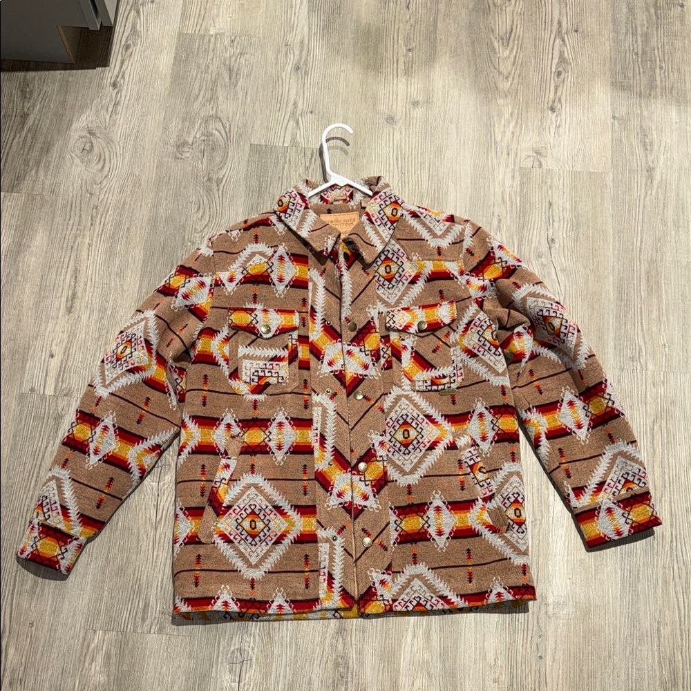 Stylish Patterned Jacket for Men - image 1